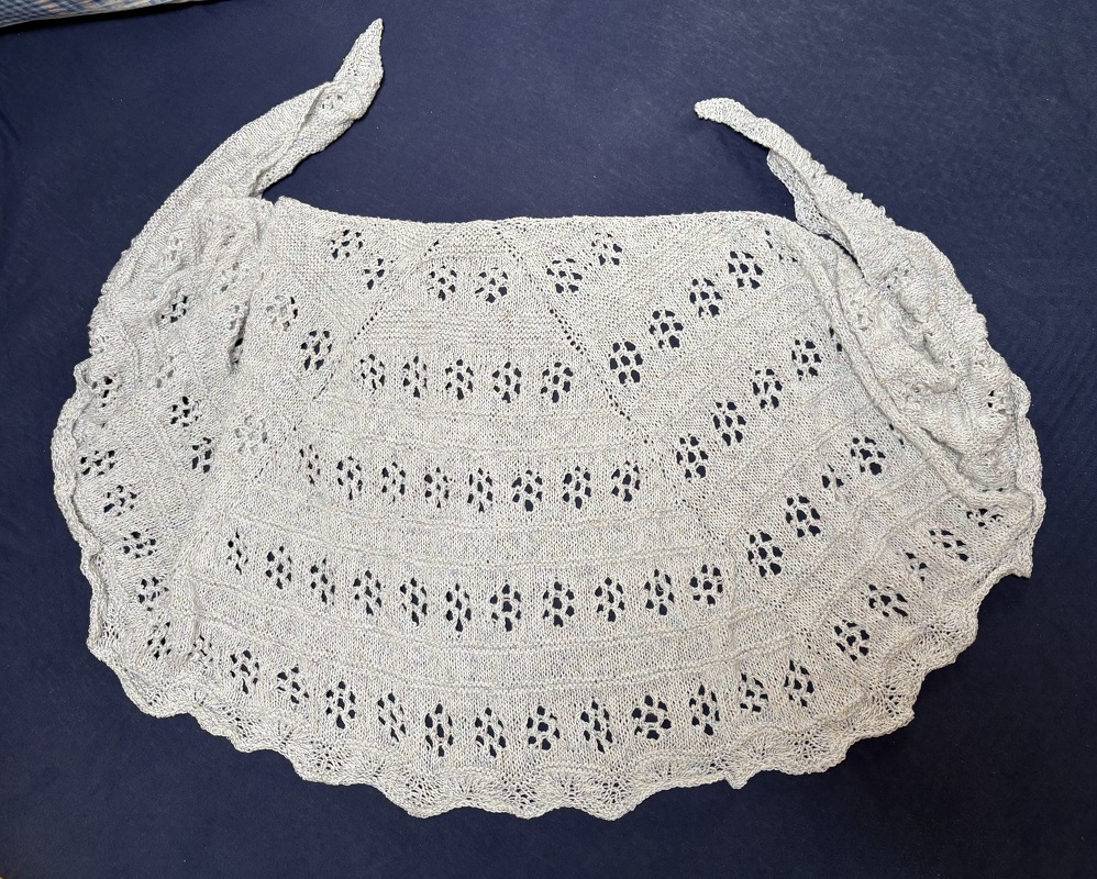 Strickanleitung für Halbrundtuch Auenland