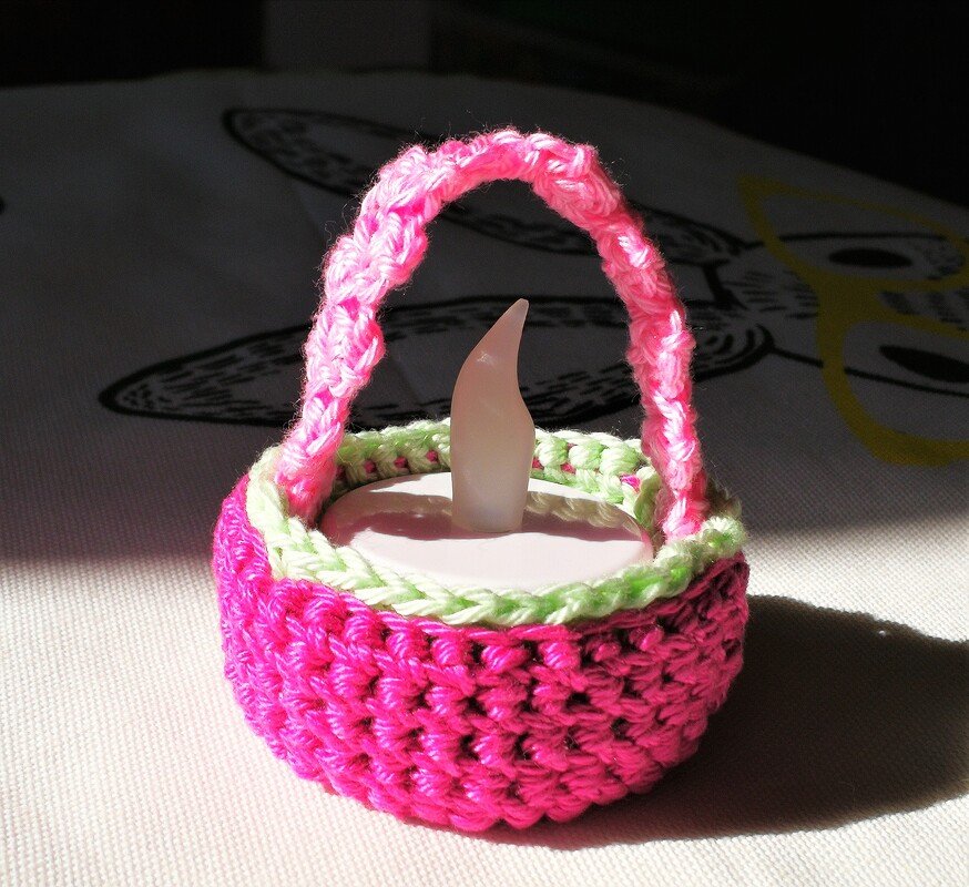Cute Little Baskets - for tealight, Easter eggs and other little things