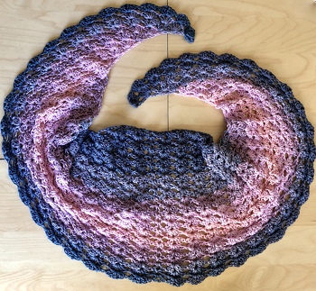 Super entspannt zu häkeln und ein tolles Tuch ist entstanden.