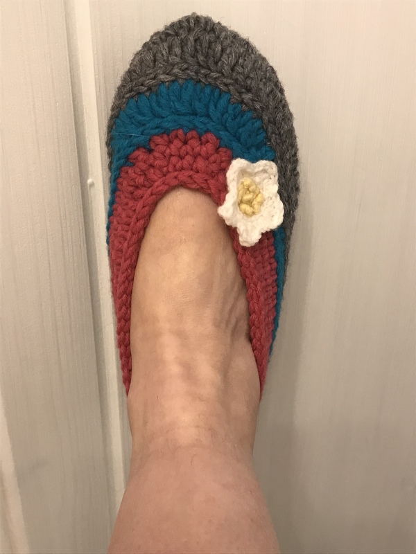 Schnell und leicht gehäkelte Ballerinas in 4 Designs - Größe 34-45