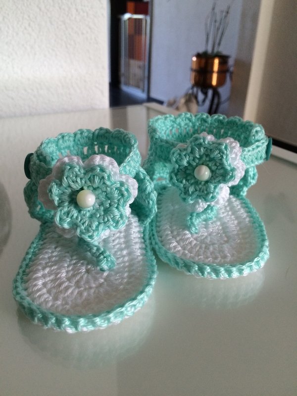 Häkelanleitung "Lacey Sandalen"