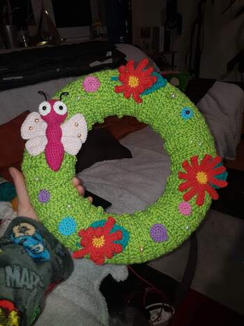 Mein dritter kranz, frühlingskranz...war super, einfach zu verstehen mit ein paar änderungen 😅