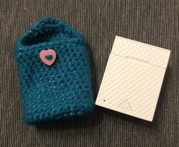 Hat alles sehr gut geklappt.
Im Nachhinein habe ich gemerkt das meine Kopfhörer-Dose doch etwas groß ist aber das ist mir egal.
Ich mag es. Vielen Dank fürs Teilen der Anleitung