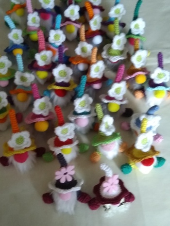 Super schöne Anleitung.  Für die Hochzeit von unserem Sohn genau der richtige Tischschmuck.Jeder Gast hat ein Unikat , auch das Brautpaar .