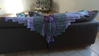 I put off doing this shawl for a long time, because it just looked so complicated!  Once I got started, though, I loved it!  There were one or two places where the pattern was just a little confusing (I'm an 