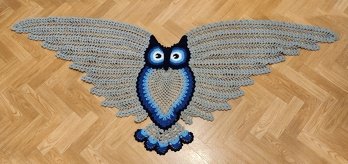 Meine Patentante ist 95 und liebt Eule, sie hat sich super auf das Tuch gefreut, super Anleitung. Danke. Evelyne