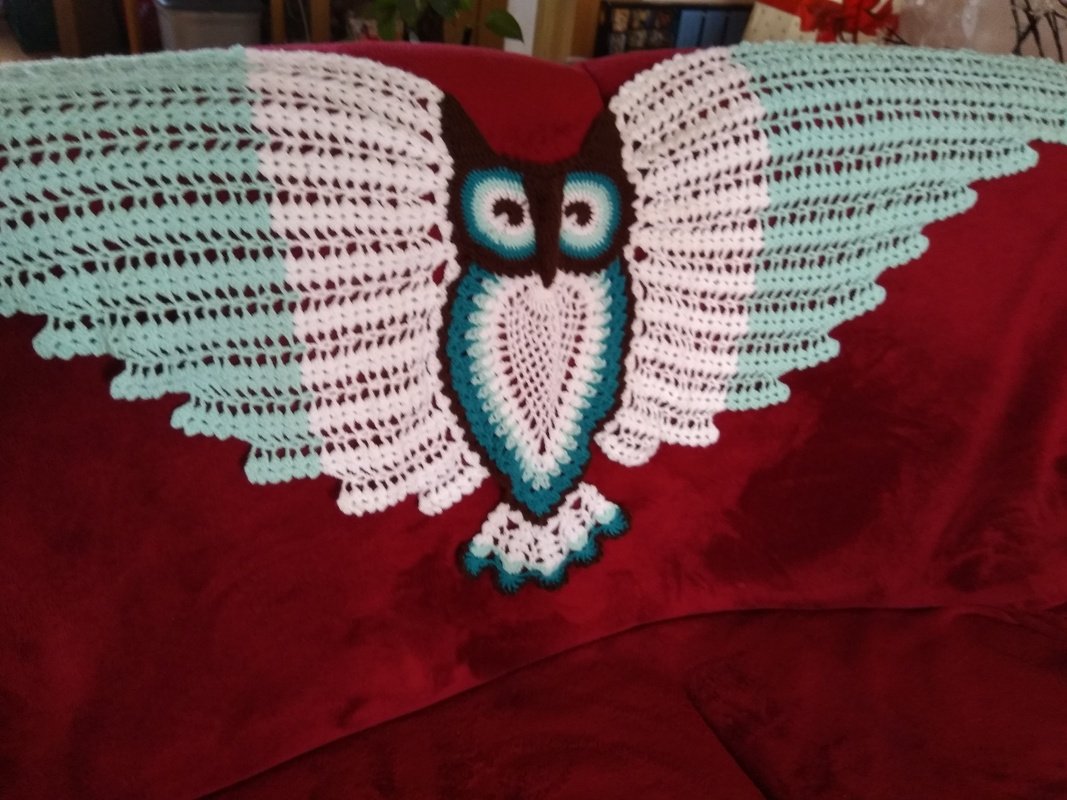 Petra Perle’s Owl Shawl HEDWIG