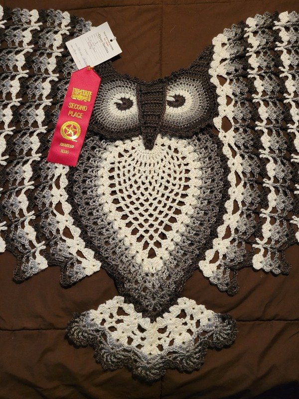 Petra Perle’s Owl Shawl HEDWIG