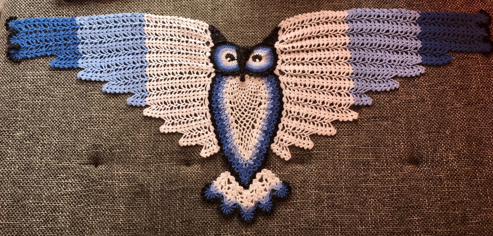Petra Perle’s Owl Shawl HEDWIG