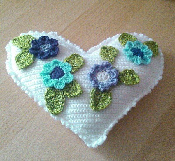 Herzliche Blümchen - Häkelanleitung von Diana´s kleiner Häkelshop