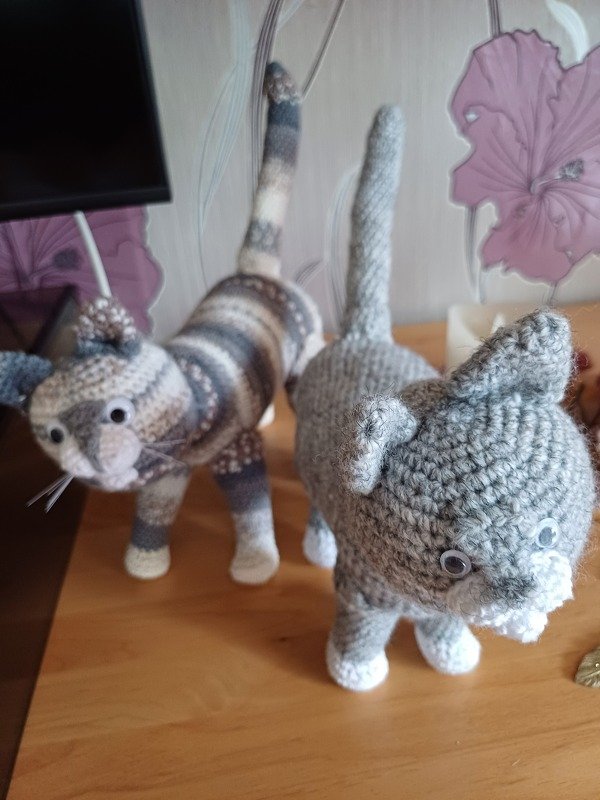 realistic cat - crochet pattern by NiggyArts