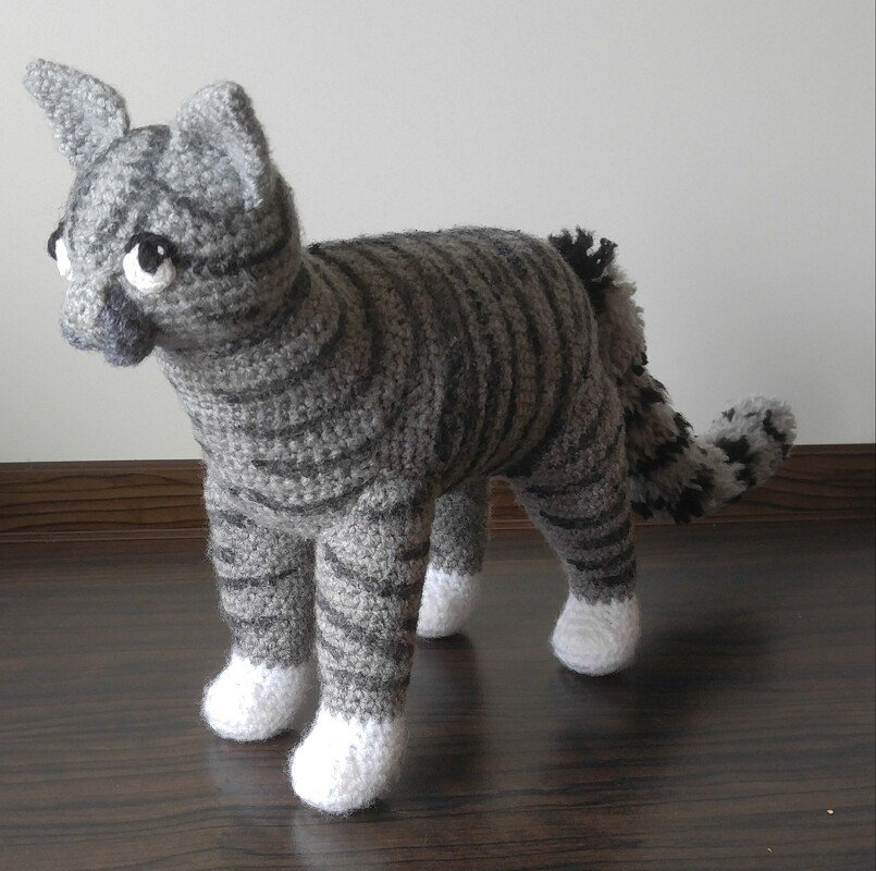 realistic cat - crochet pattern by NiggyArts