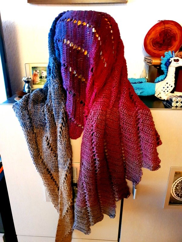 Häkeltuch "Voll schräg" - ein Muster, zig Variationen - verschiedene Tuch-Formen