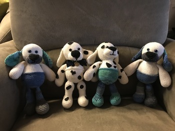 Bei 4 Enkelkindern mussten es 4 Hunde sein.  :-)
Leicht verständliche Anleitung.