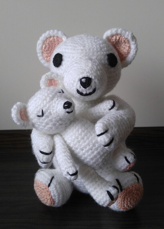 Eisbär &quot;Mutterliebe&quot;