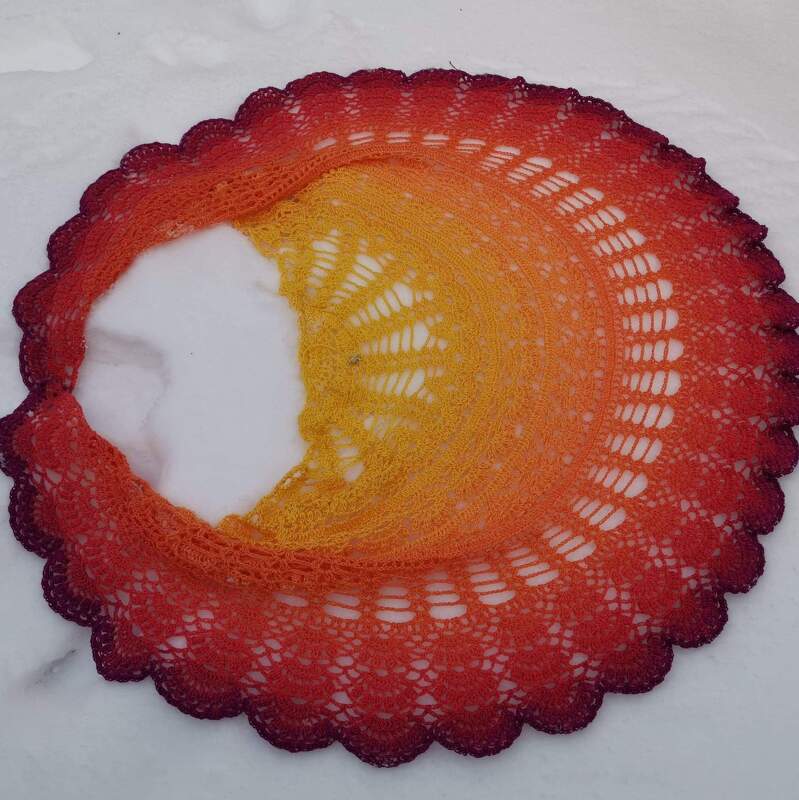 Häkelanleitung Schultertuch Halbrundtuch Rainbow