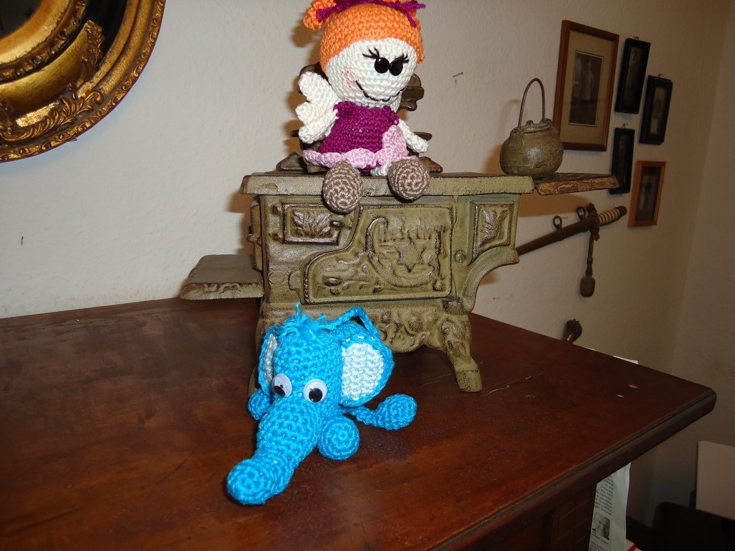 Häkelanleitung Schlüsselanhänger Taschenbaumler Elefant