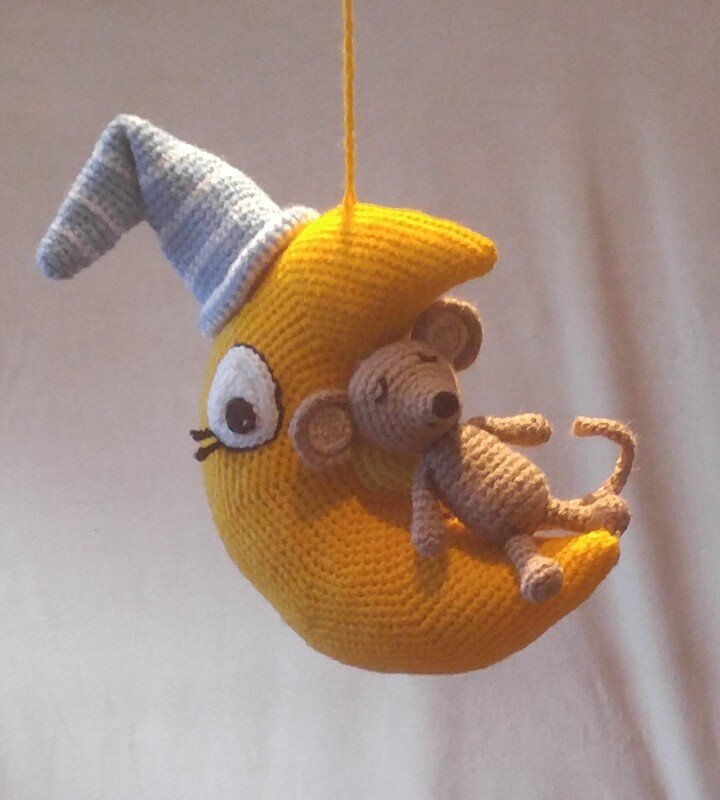 Mobile und mehr, der Mond mit Freunden, Häkelanleitung von DaDaDe