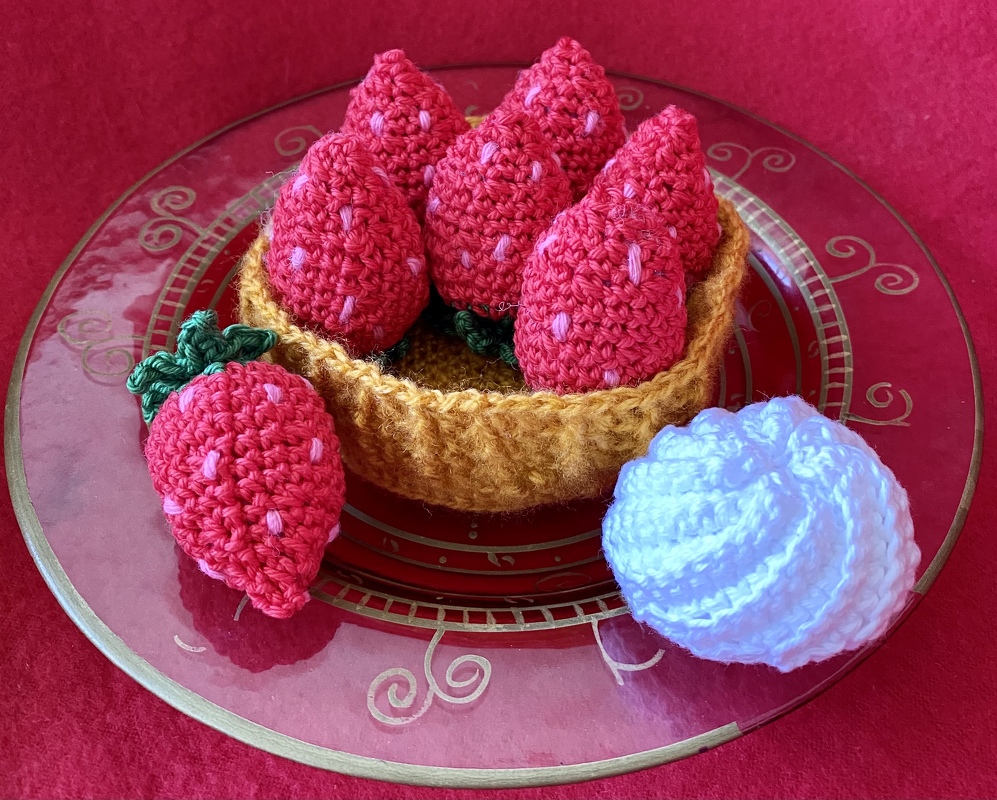 Erdbeer Tartlet / Erdbeerkuchen - Häkelanleitung