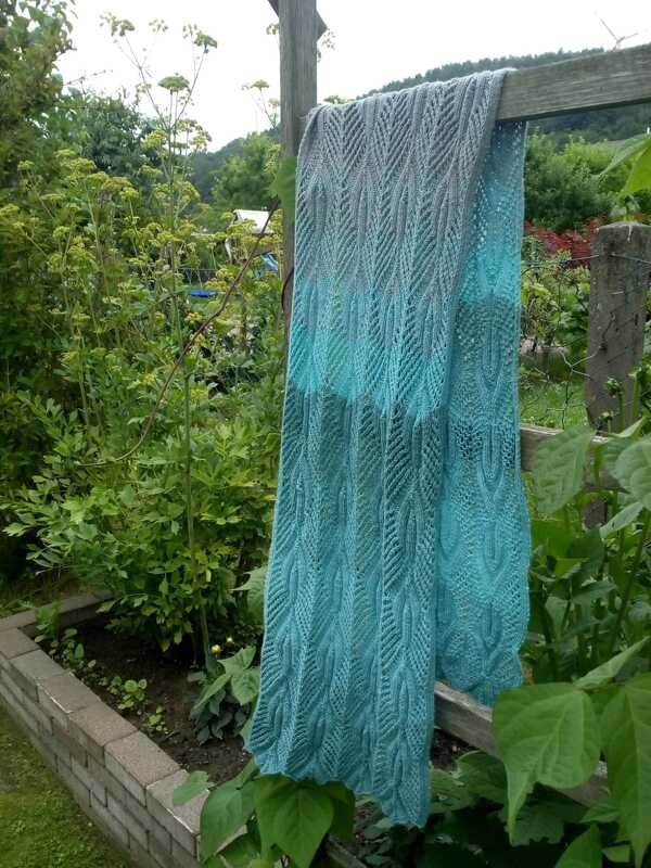 Lace Stola "Panta Rhei", Strickanleitung, Größe individualisierbar