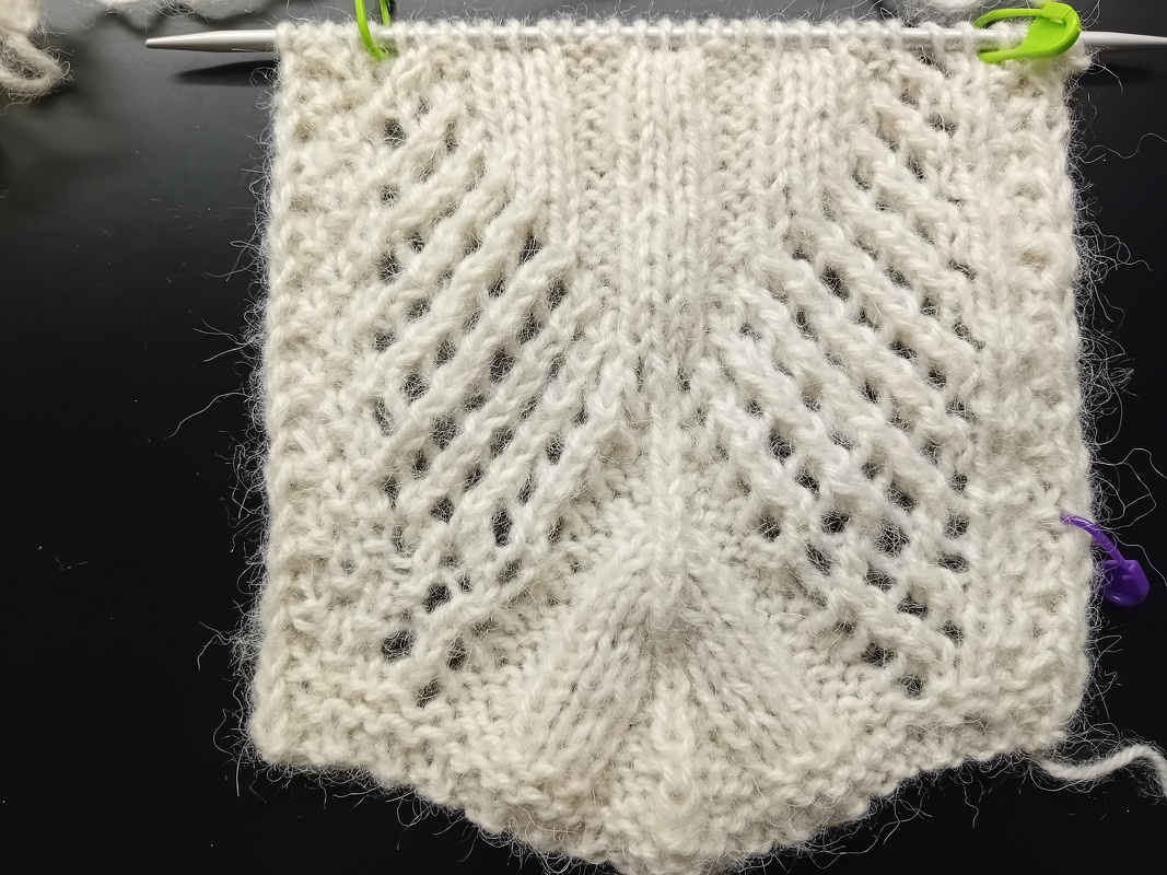 "Panta Rhei" Lace Stole, knitting pattern, one size, customizable