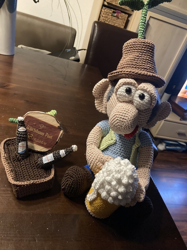 Crochet Pattern "The Beer Gardener"