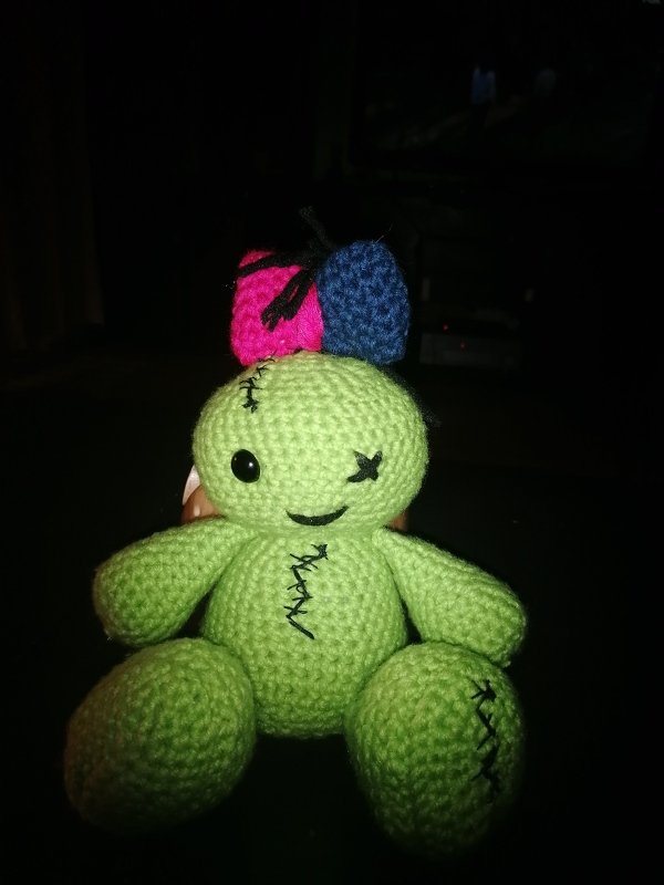 Gothigurumi -  "Voodoo-Püppchen"