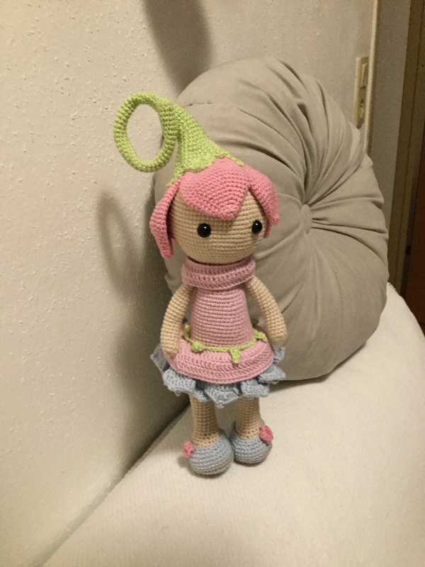 Häkelanleitung Blumenmädchen Miss Krokus