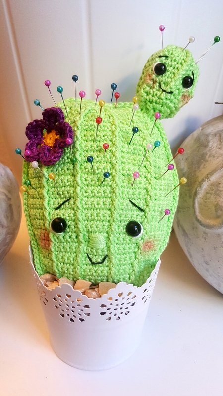 Kaktus als Dekoration oder Nadelkissen häkeln