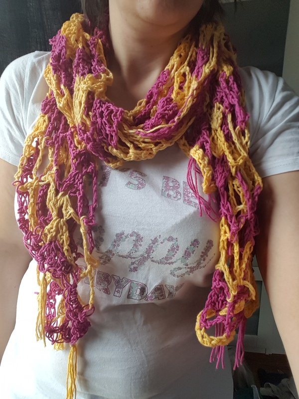 &quot;Jasmin&quot; vielseitig verwendbare Stola / Schal / Häkeltuch