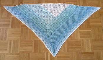 Schöne Anleitung, hat Spaß gemacht das Tuch zu häkeln.