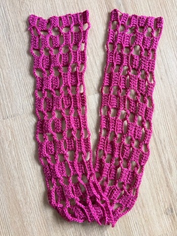 Leicht nachzuhäkeln. Gut um Reste zu verwerten.