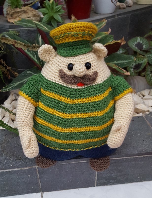 Häkelanleitung Käpten Piet Türstopper / Deko