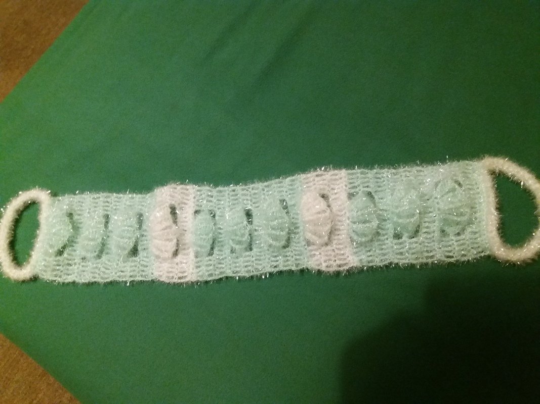 back scrubber shower strap - super practical and very convenient