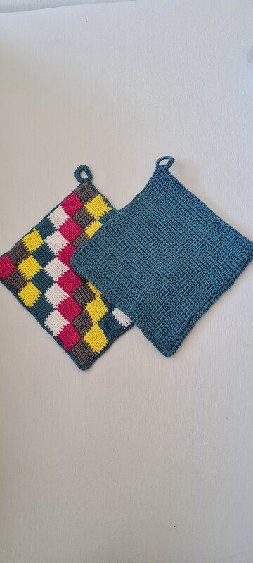 Topflappen im Webstil