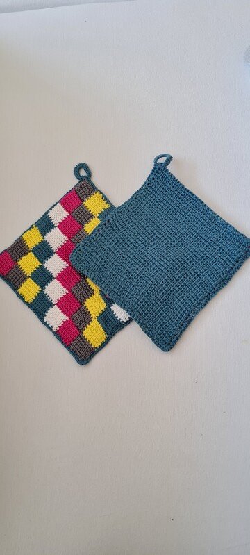 Topflappen im Webstil