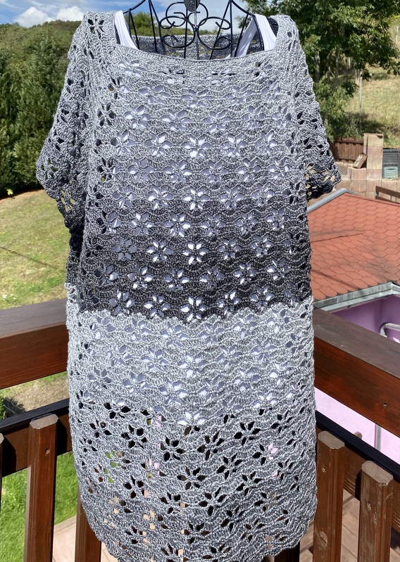 Häkelshirt/Poncho „Dancing Starflowers“ - RVO