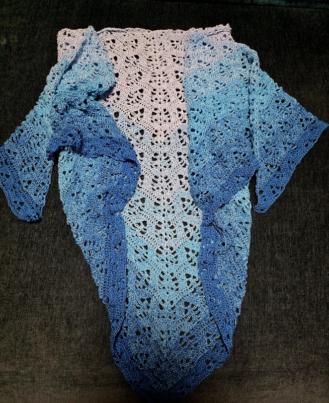 Tuch Tabea häkeln Häkeltuch Schultertuch Dreieckstuch Stola