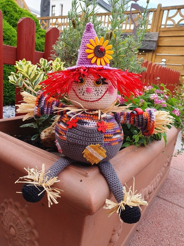 Egon die Vogelscheuche, Herbstdeko oder Treppen-oder Kantenhocker Herbst