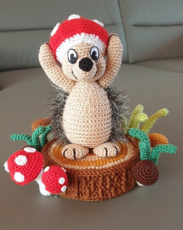 Häkelanleitung Günther der Wald - Igel