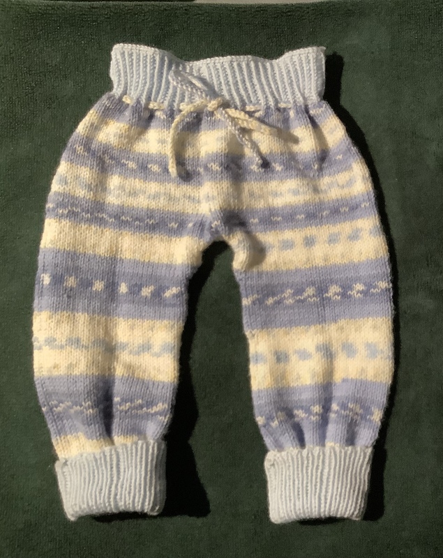 Babyhose Noah - Strickanleitung - 0 - 3 Monate