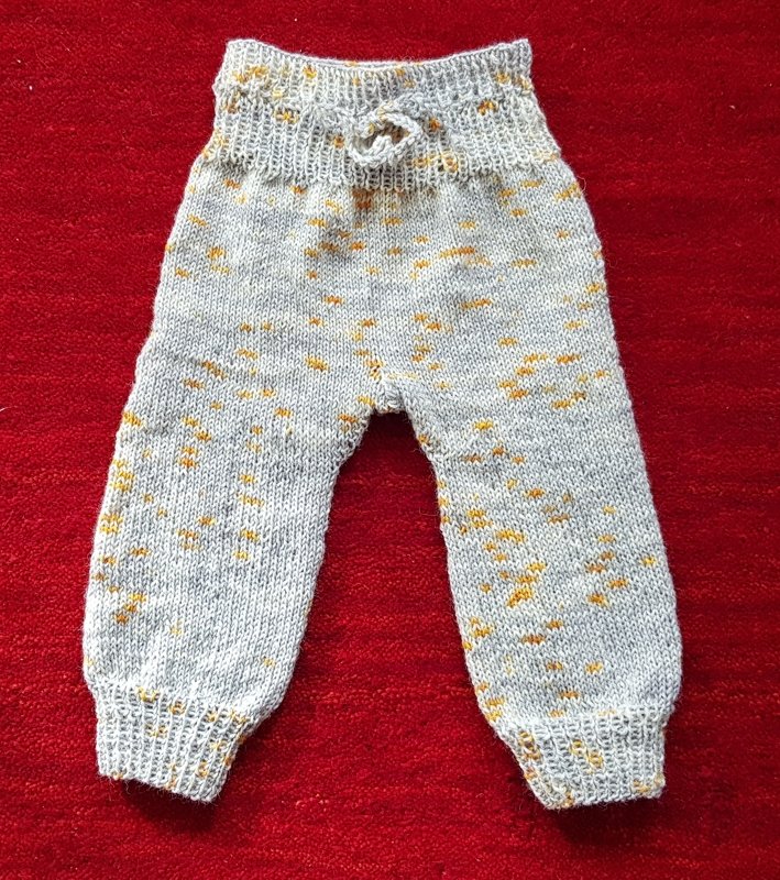 Babyhose Noah - Strickanleitung - 0 - 3 Monate
