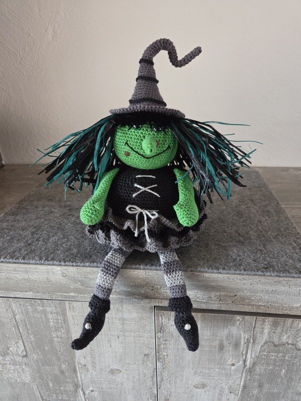 Hexe Pummel Kantenhocker Türstopper Halloween Herbst Deko