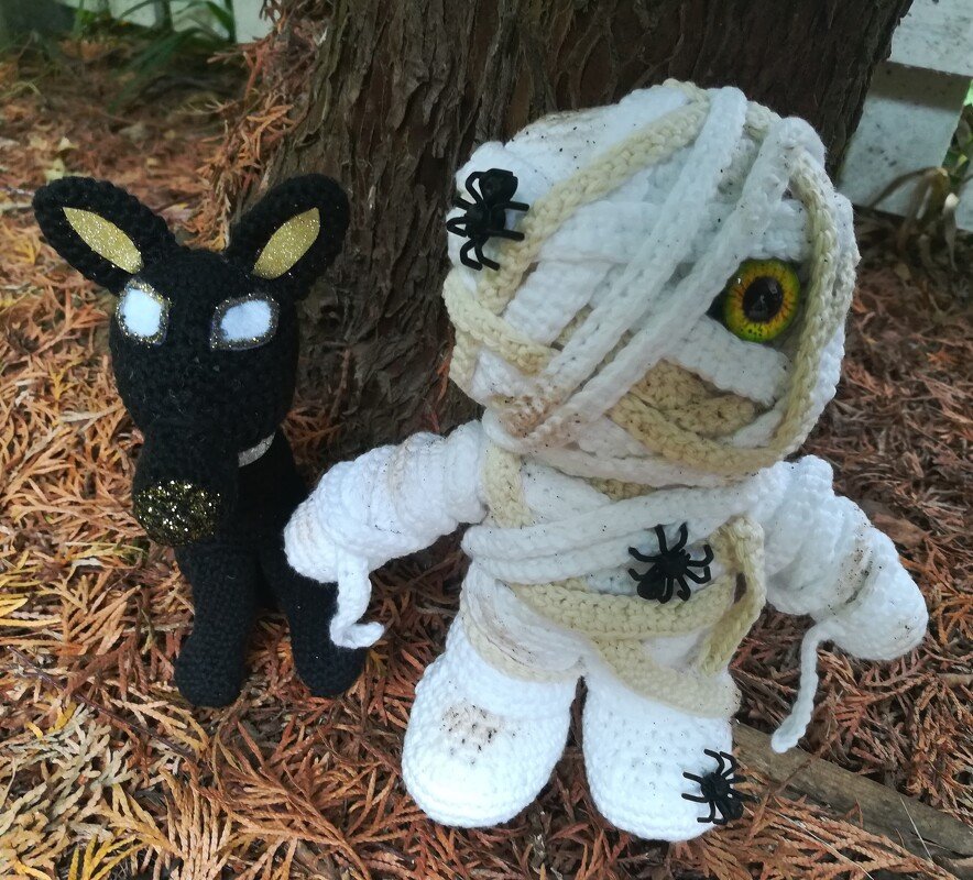 Gothigurumi - "Manfred Mumie"