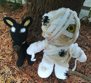 Meine Schakalkatze hat irgendwie ein bisschen Hund mit drin, aber egal - es war ein großer Spaß! :D