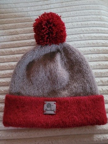 Die Mütze habe ich mit Soft Alpaka gestrickt.