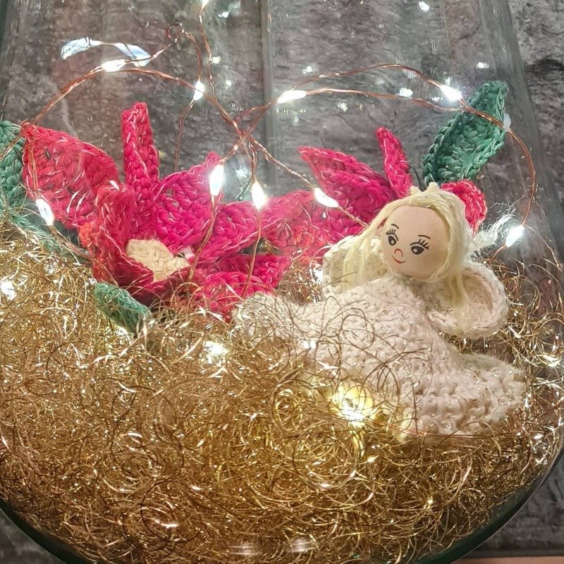 Crochet Christmas decoration poinsettia in 2 versions - easy and decorative