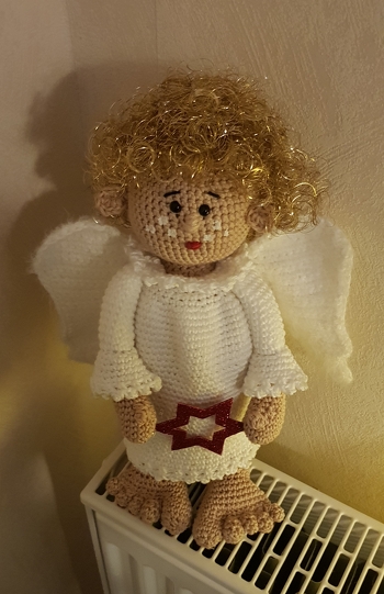 Hat alles gut geklappt, meine Mutter hat sich sehr über den Engel gefreut 😊