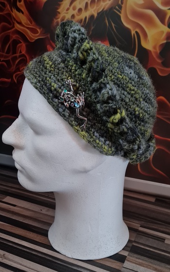 Ein toller Hut. Das ist ein Augenschmaus.Danke liebe PetraPerle.