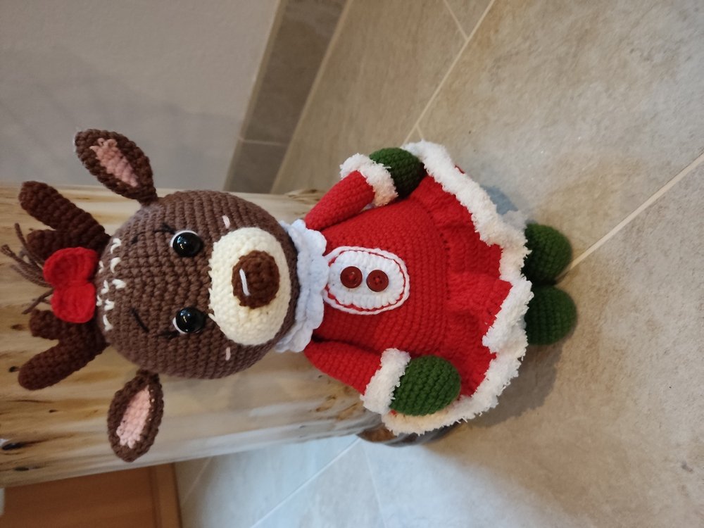 Crochet Amigurumi Pattern Christmas Reindeer Garsey Doe